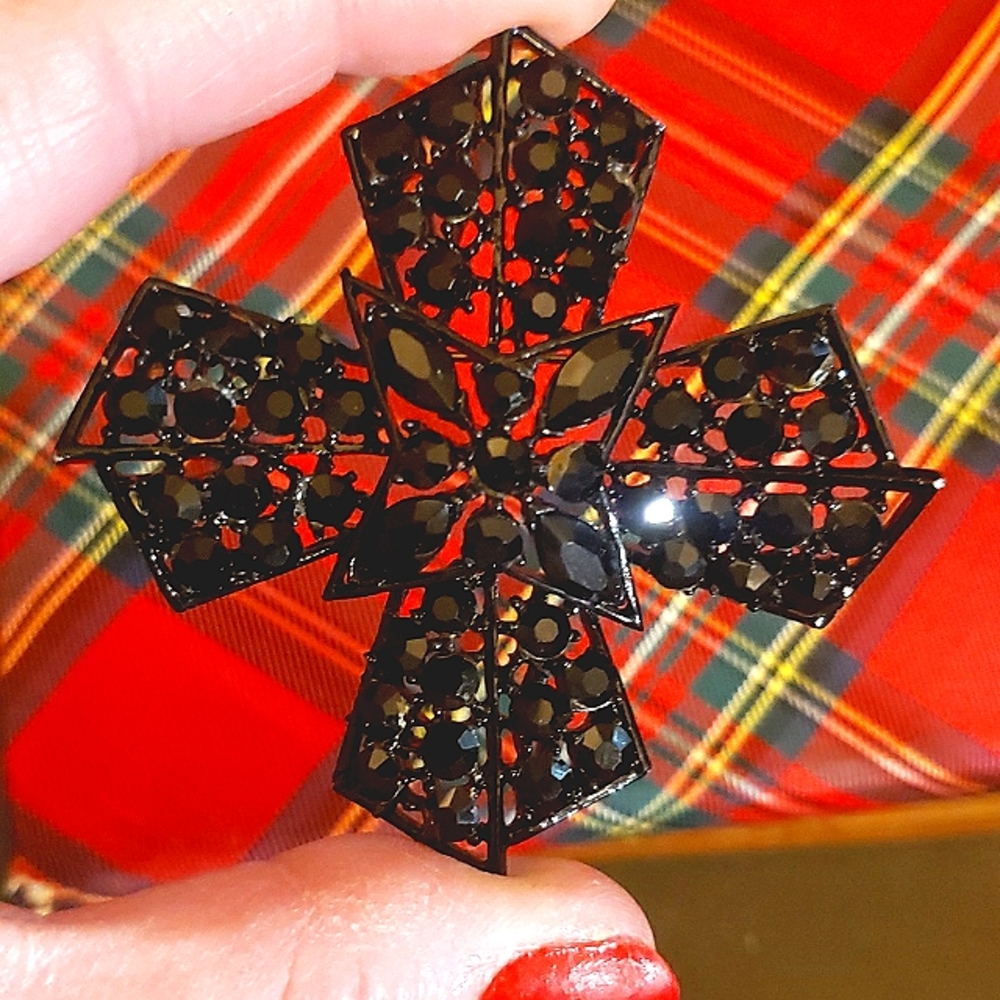 Weiss Japanned Metal Black Rhinestone Maltese Cross Pin Brooch ~RARE! Vintage